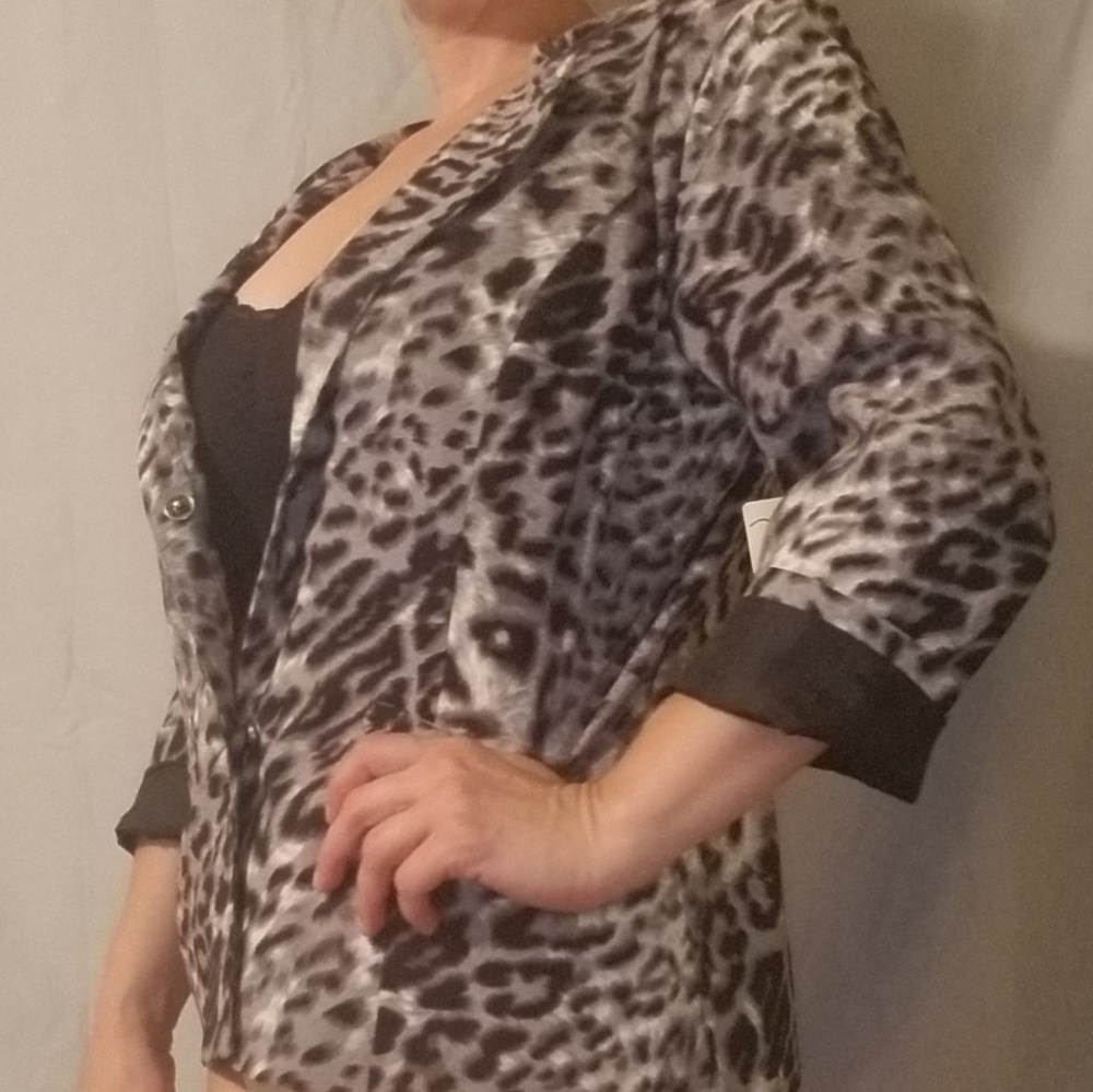 Kim Rogers Jacket Coat blazer figure flattering ne
